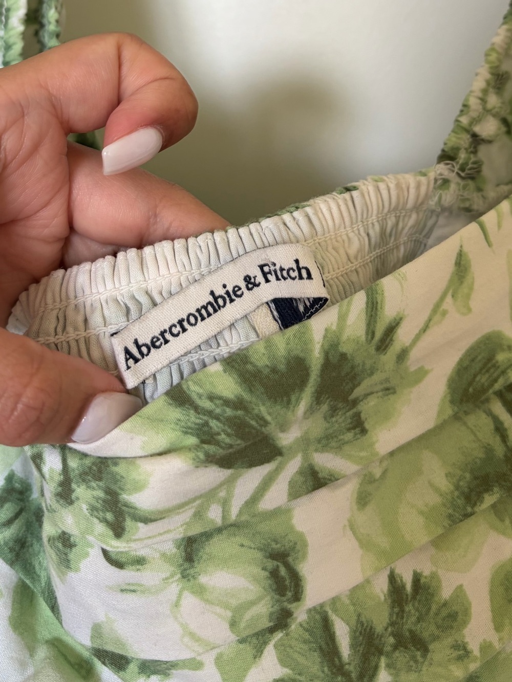 Abercrombie & Fitch Emerson Poplin Puff Sleeve Mini Dress - Picture 6 of 10